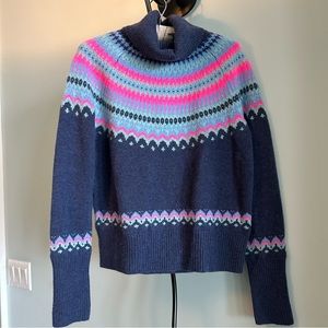 NWT VINEYARD VINES
LONG SLEEVE CASHMERE TURTLENECK SWEATER